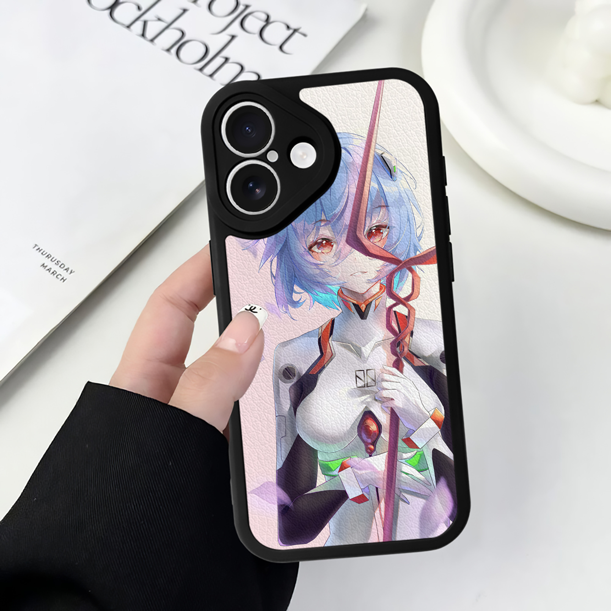 （画像用） EVA 新世紀エヴァンゲリオン 【iPhone 16シリーズ対応】シリコンスマホケース（レザー調） 材質：シリコン